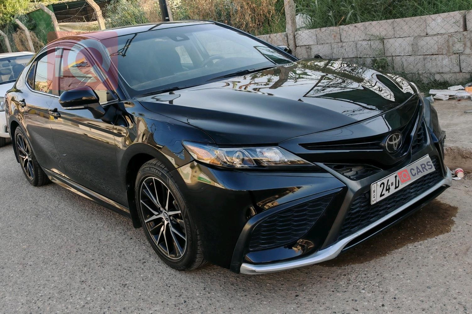 تۆیۆتا کامری